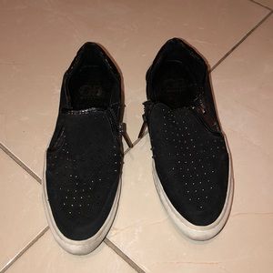 Gianni Bini studded black slip on shoes size 6